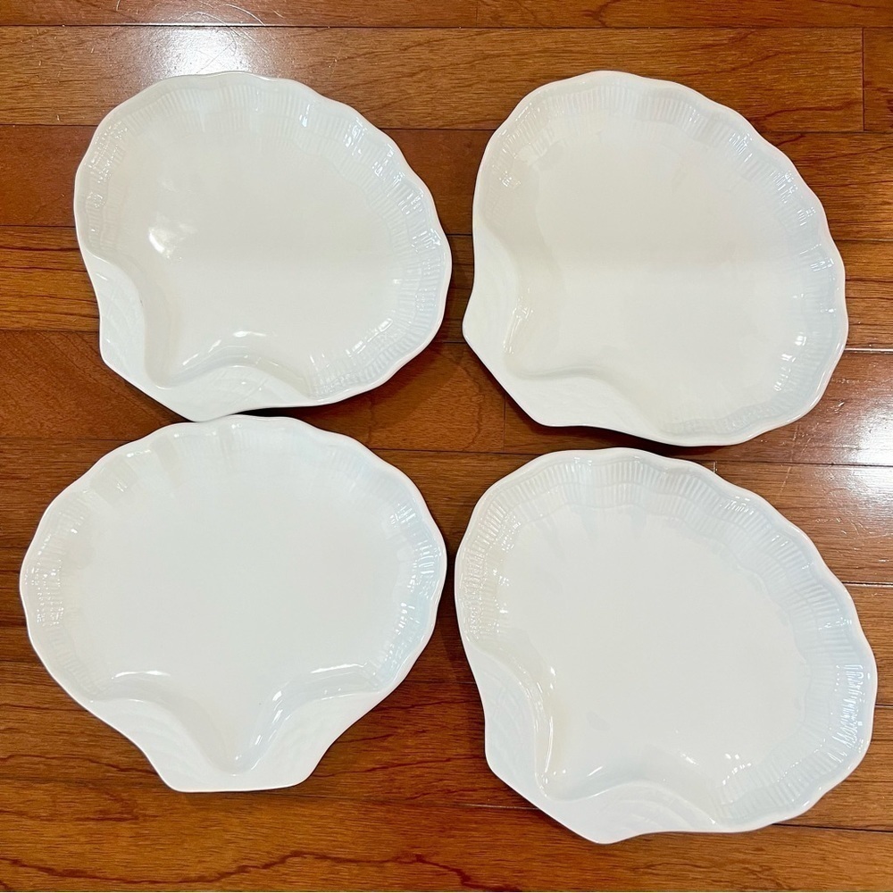 FARBERWARE WHITE Ceramiche Italy Scallop Shell plates 9” X 8” SET OF 4